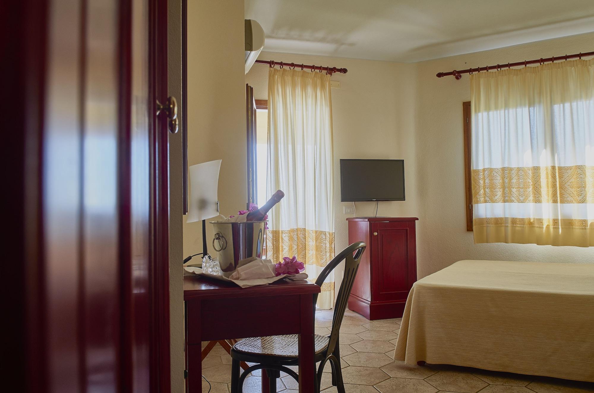 Hotel Parco Blu à Cala Gonone Extérieur photo